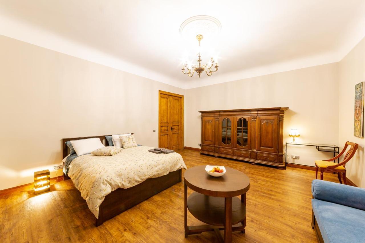 Апартаменти Cozy Storie'S Ap, 47Sqm, Renovated 2020, Free Parking Рига Екстер'єр фото