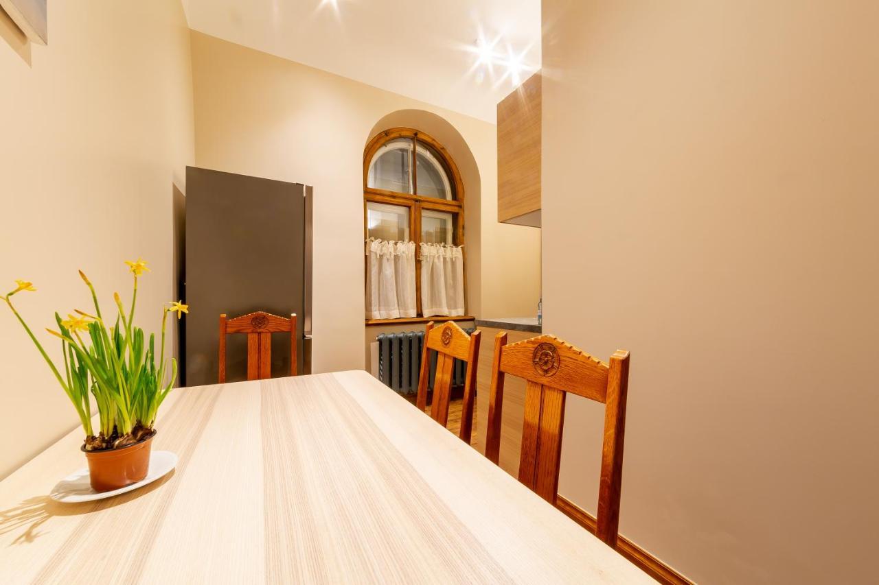 Апартаменти Cozy Storie'S Ap, 47Sqm, Renovated 2020, Free Parking Рига Екстер'єр фото